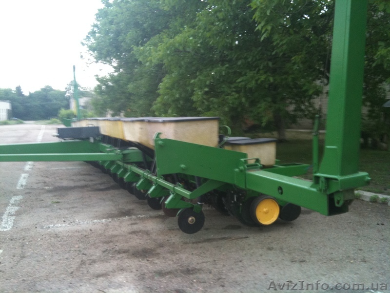 Сеялка John Deere 7000 (16-рядная) - <ro>Изображение</ro><ru>Изображение</ru> #1, <ru>Объявление</ru> #798833
