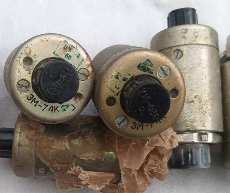 Електромагніт ЭМ-74К (ЕМ-74К) - <ro>Изображение</ro><ru>Изображение</ru> #1, <ru>Объявление</ru> #1719127