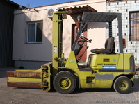 Бензиновый автопогрузчик Mitsubishi KFG14-KF2A с захватом - <ro>Изображение</ro><ru>Изображение</ru> #1, <ru>Объявление</ru> #1061605