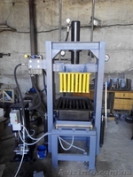 ГИДРАВЛИЧЕСКИЙ ПРЕСС ДЛЯ ТРОТУАРНОЙ ПЛИТКИ, ШЛАКАБЛОКА - <ro>Изображение</ro><ru>Изображение</ru> #3, <ru>Объявление</ru> #1321311