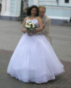  Белое свадебное платье - <ro>Изображение</ro><ru>Изображение</ru> #1, <ru>Объявление</ru> #17745