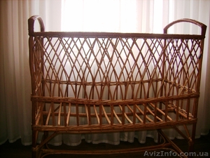 Продам детскую плетеную кроватку - <ro>Изображение</ro><ru>Изображение</ru> #1, <ru>Объявление</ru> #656193