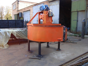 Бетоносмеситель на 0, 5 м. куб принудительного типа