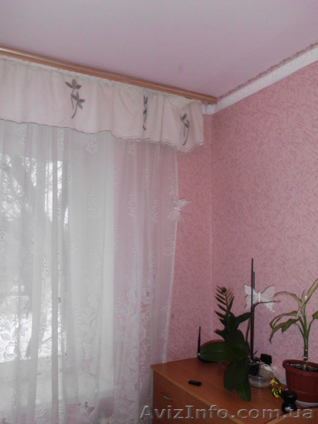 ПРОДАМ КОМНАТУ В ОБЩЕЖИТИИ С СОБСТВЕННОЙ КУХНЕЙ! МЕБЕЛЬ В ПОДАРОК! - <ro>Изображение</ro><ru>Изображение</ru> #1, <ru>Объявление</ru> #837934