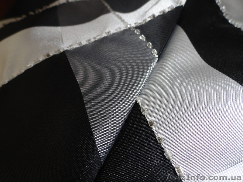 Выпускное платье! Очень красивое! Атласное (из Италии, стоило 300 евро - <ro>Изображение</ro><ru>Изображение</ru> #3, <ru>Объявление</ru> #914427