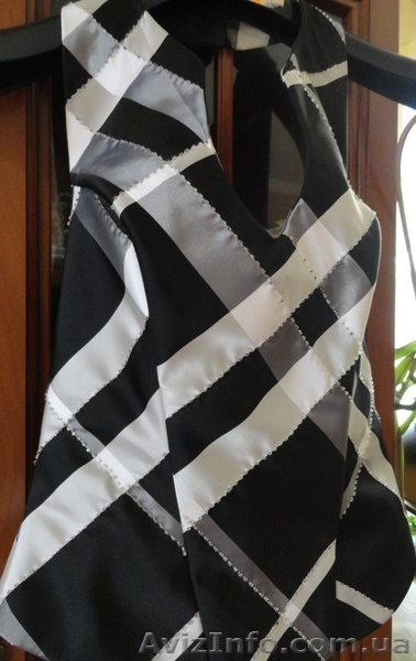 Выпускное платье! Очень красивое! Атласное (из Италии, стоило 300 евро - <ro>Изображение</ro><ru>Изображение</ru> #6, <ru>Объявление</ru> #914427