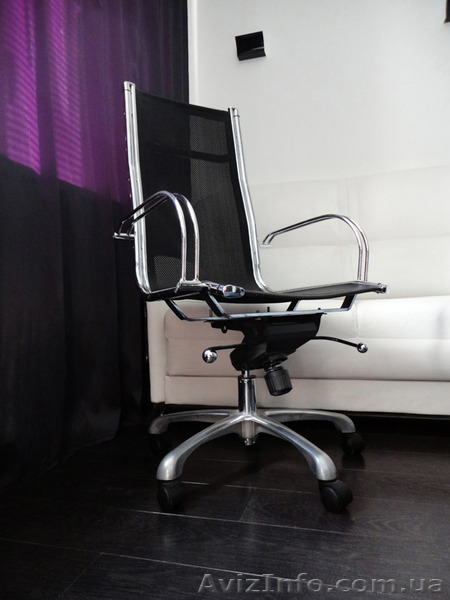 Кресло перфорированная кожа и хром для руководителя  - <ro>Изображение</ro><ru>Изображение</ru> #1, <ru>Объявление</ru> #1112134