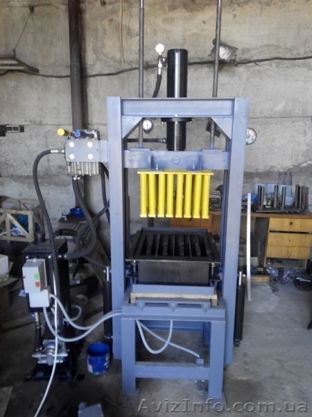 ГИДРАВЛИЧЕСКИЙ ПРЕСС ДЛЯ ТРОТУАРНОЙ ПЛИТКИ, ШЛАКАБЛОКА - <ro>Изображение</ro><ru>Изображение</ru> #3, <ru>Объявление</ru> #1321311