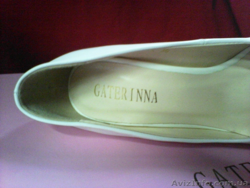 Продам білі брендові туфлі - <ro>Изображение</ro><ru>Изображение</ru> #2, <ru>Объявление</ru> #1495954