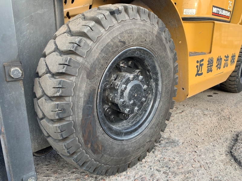 Вилочный автопогрузчик/автонавантажувач Mitsubishi на 2.5 тонны - <ro>Изображение</ro><ru>Изображение</ru> #10, <ru>Объявление</ru> #1697982