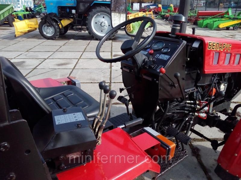 Продам МТЗ 321. В комплекте плуг, фреза, косилка.  - <ro>Изображение</ro><ru>Изображение</ru> #2, <ru>Объявление</ru> #1704009